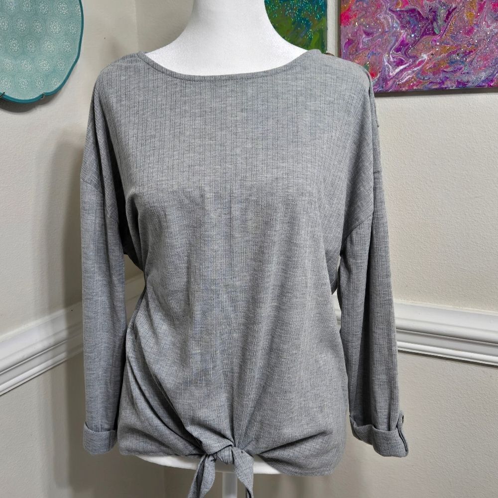 NWOT. Button Detailed Ribbed Top